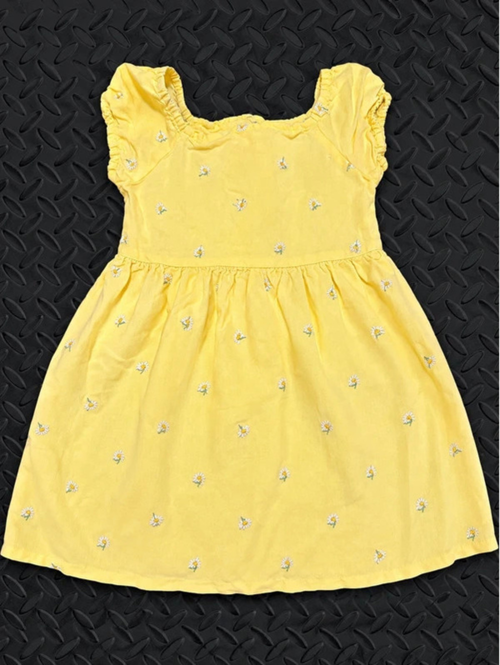 Vintage 2000 Gymboree Yellow Embroidered Daisy Dress 4T